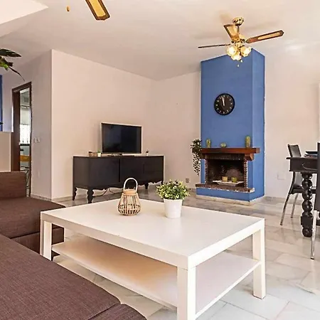 Casa vacanze 797 Holiday - Adosado Para 6 A 1 Min De La Playa Carihuela
